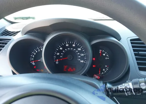 2013 Kia Soul z USA, uszkodzony, nr VIN KNDJT2A53D7625345